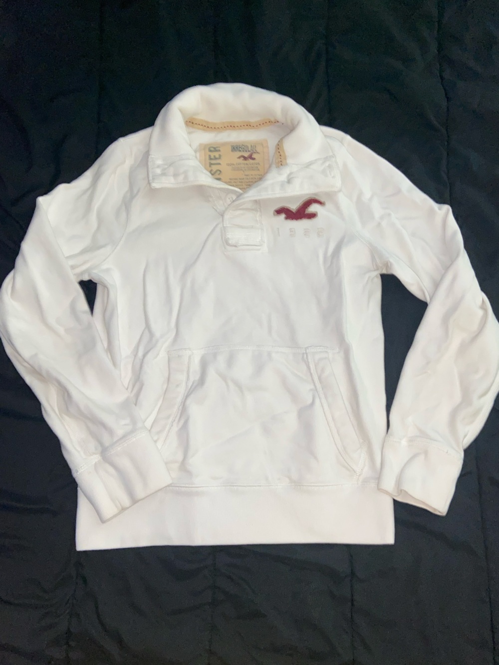 Hollister White Pullover with Burgundy Embroidered Seagull